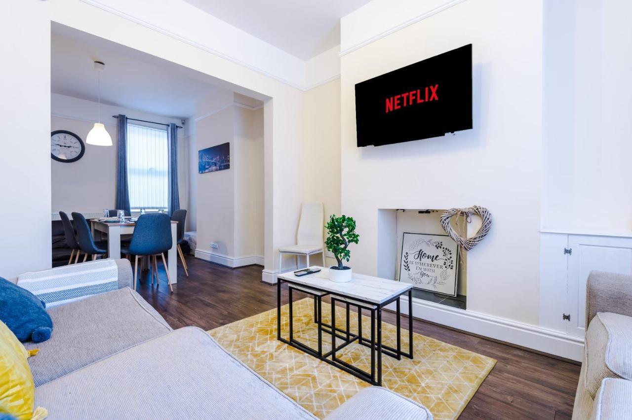 Finchley House Lovely House In Anfield, 2 Minutes Walk From The Stadium, Parking And Wifi Villa Liverpool Eksteriør billede
