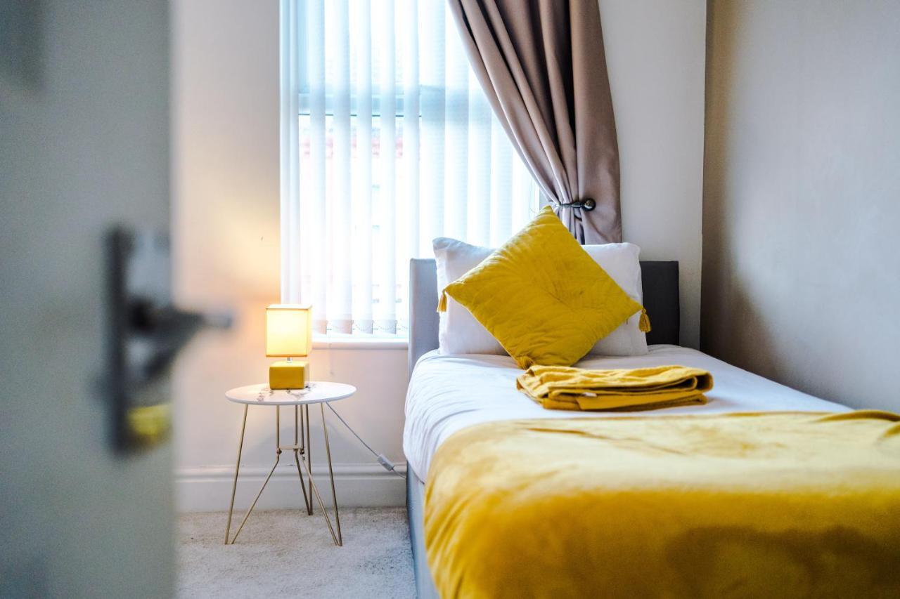 Finchley House Lovely House In Anfield, 2 Minutes Walk From The Stadium, Parking And Wifi Villa Liverpool Eksteriør billede